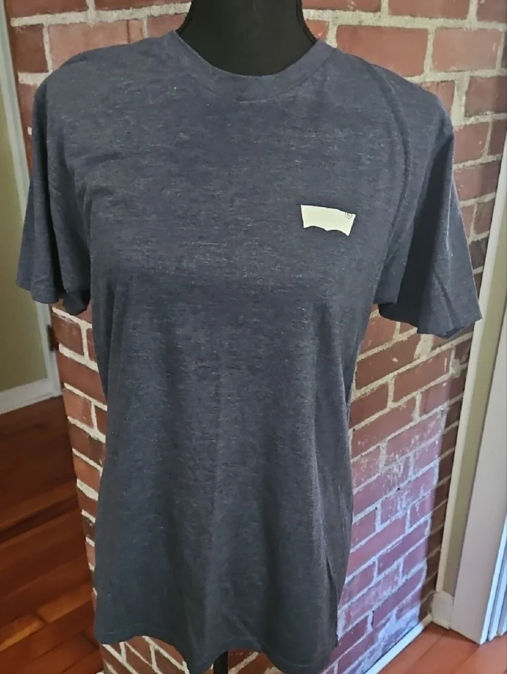 Levi's Charcoal Graphic Tee with Sunset Buffalo
